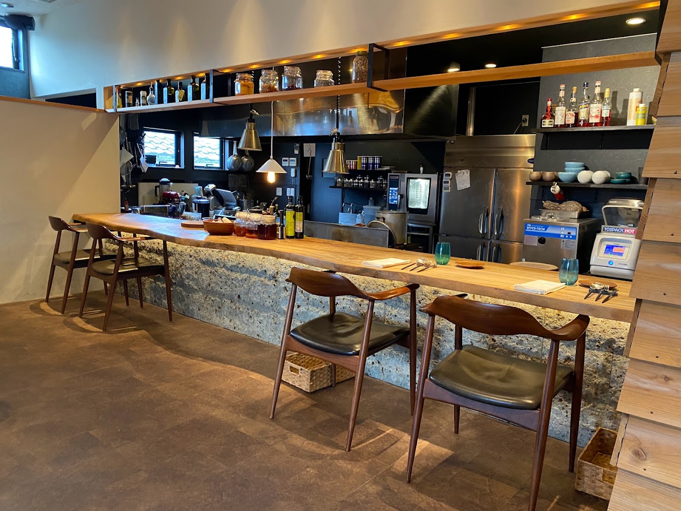 トラットリアシン